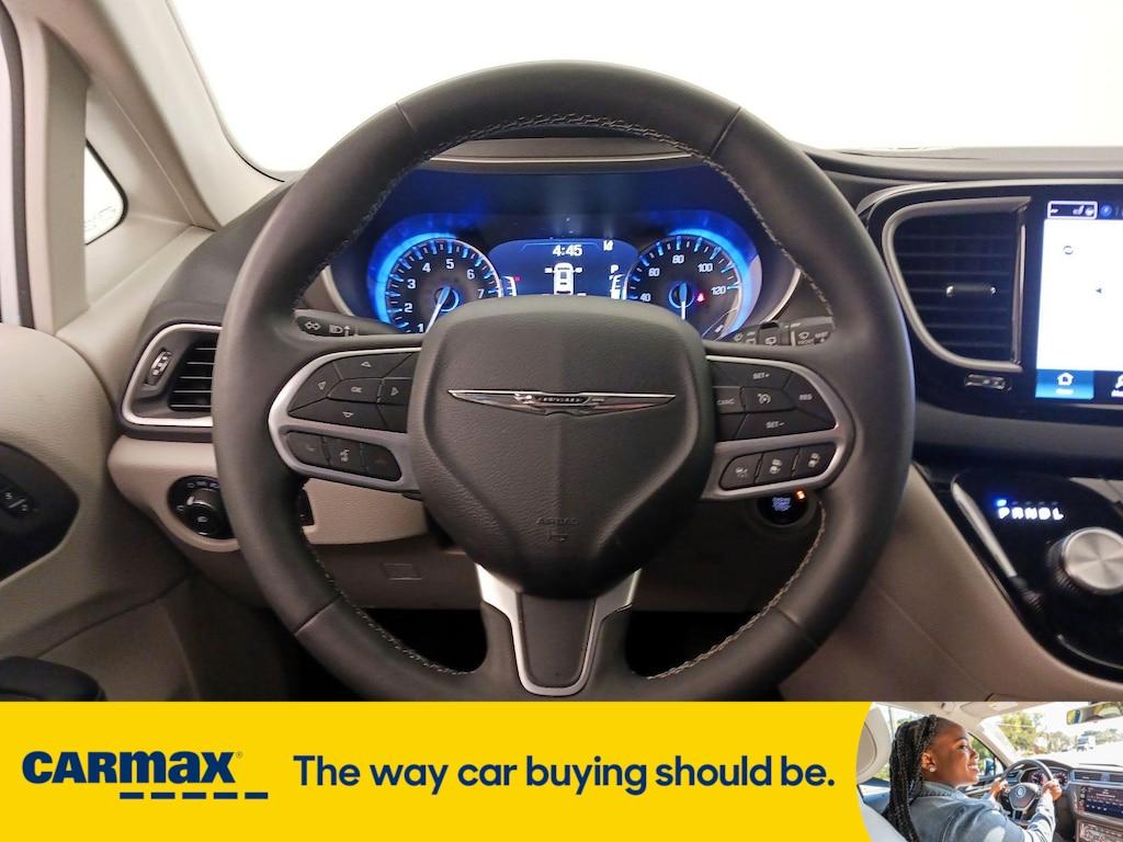 used 2023 Chrysler Pacifica car, priced at $26,998