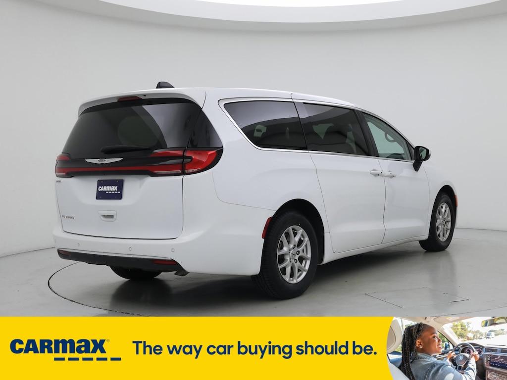 used 2023 Chrysler Pacifica car, priced at $26,998