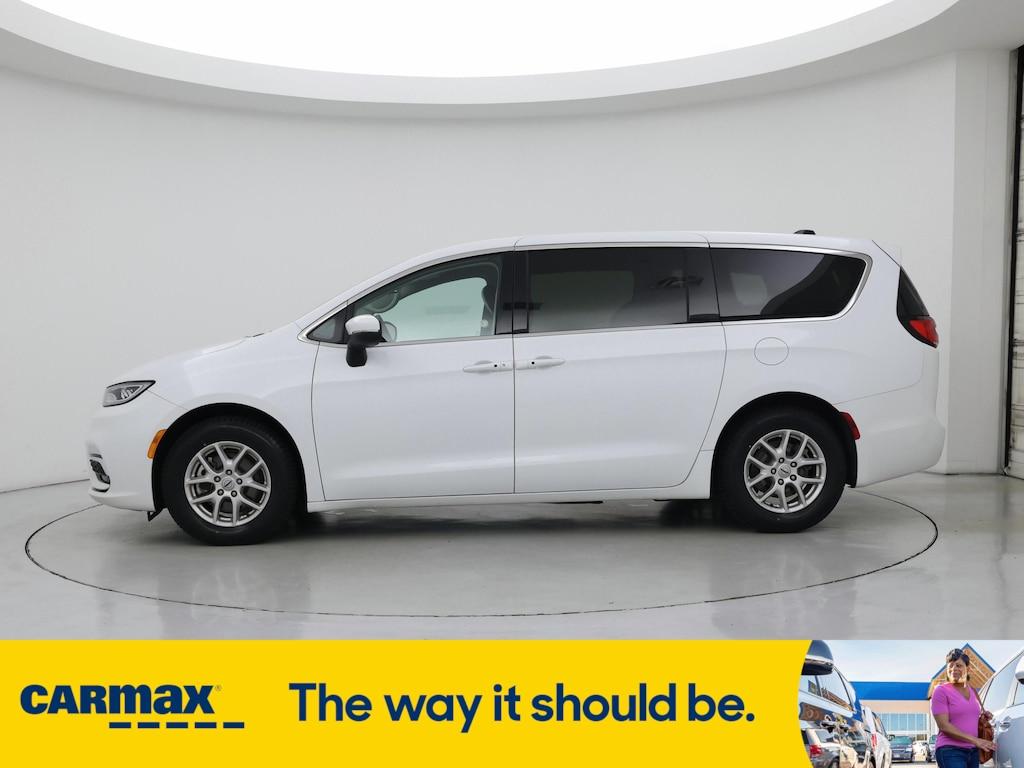 used 2023 Chrysler Pacifica car, priced at $26,998