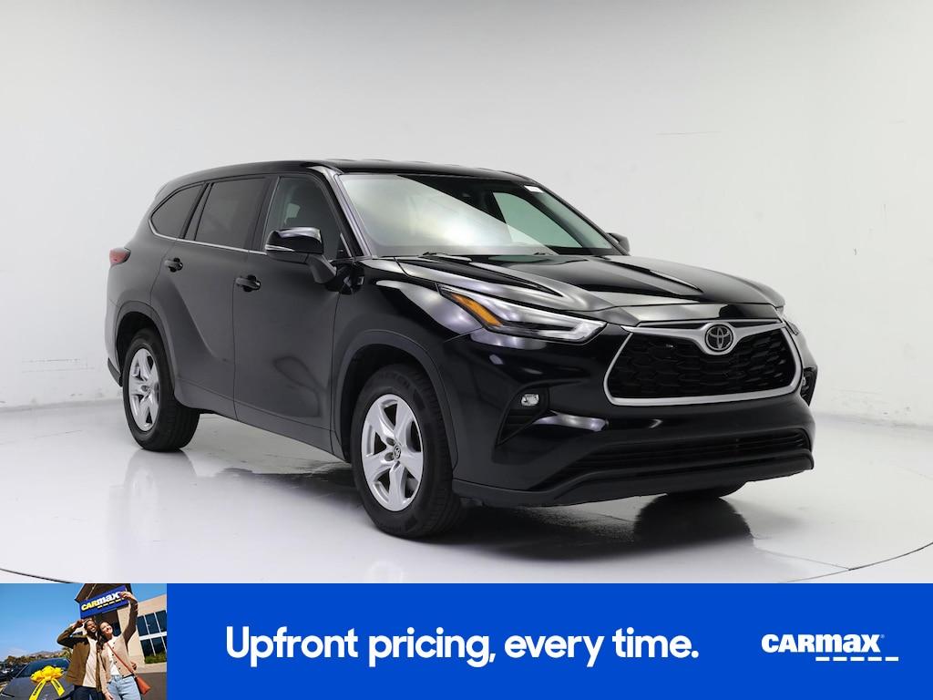 used 2023 Toyota Highlander car, priced at $28,998