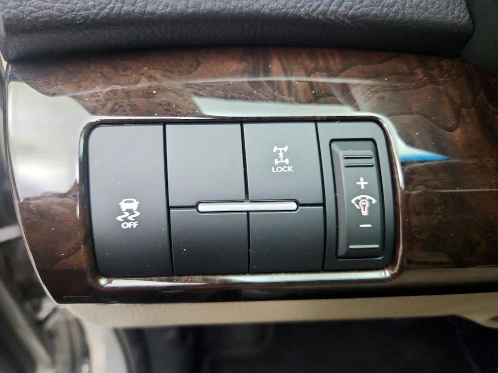 used 2015 Kia Sorento car, priced at $11,998