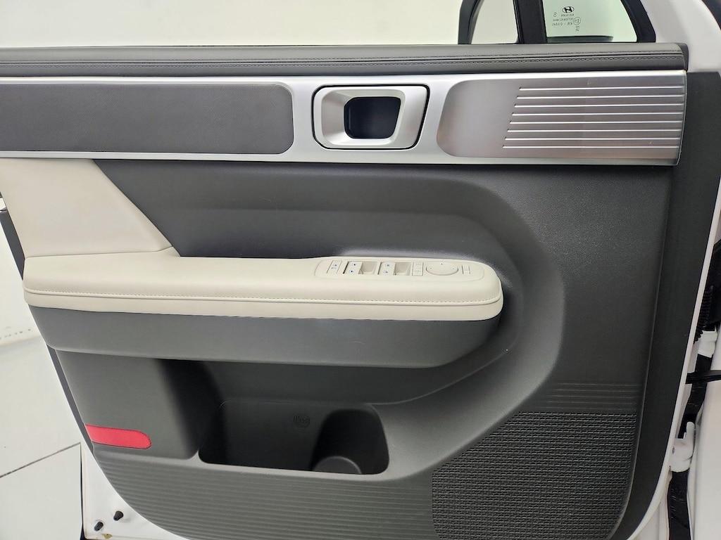 used 2024 Hyundai Santa Fe car, priced at $30,998