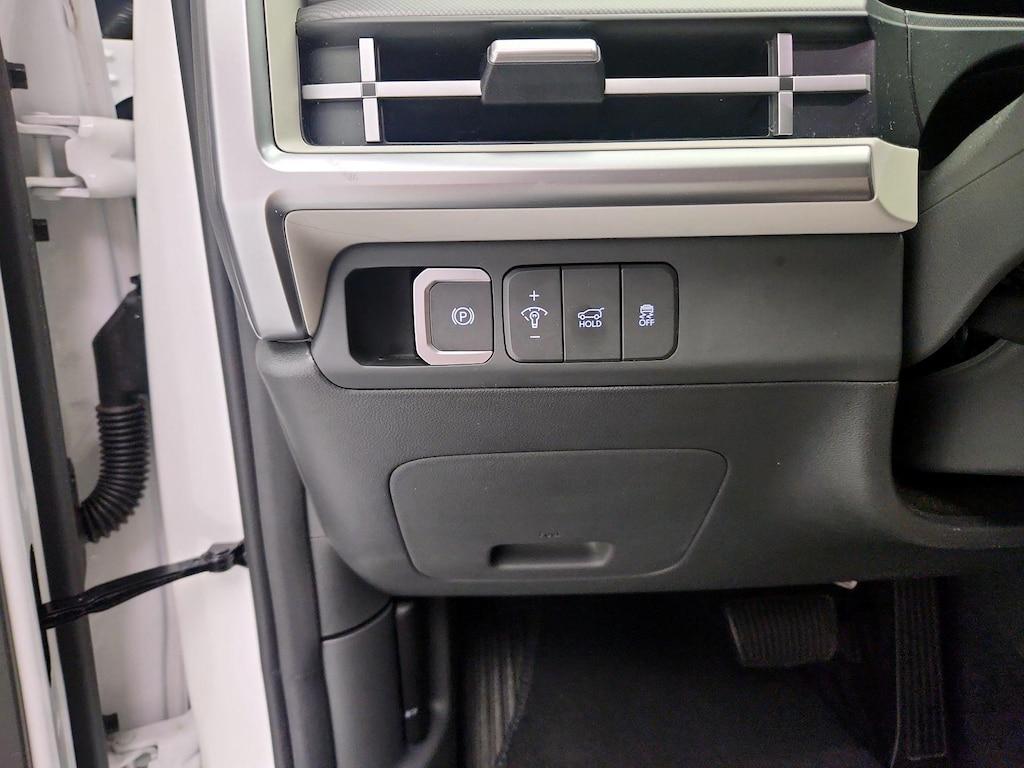 used 2024 Hyundai Santa Fe car, priced at $30,998