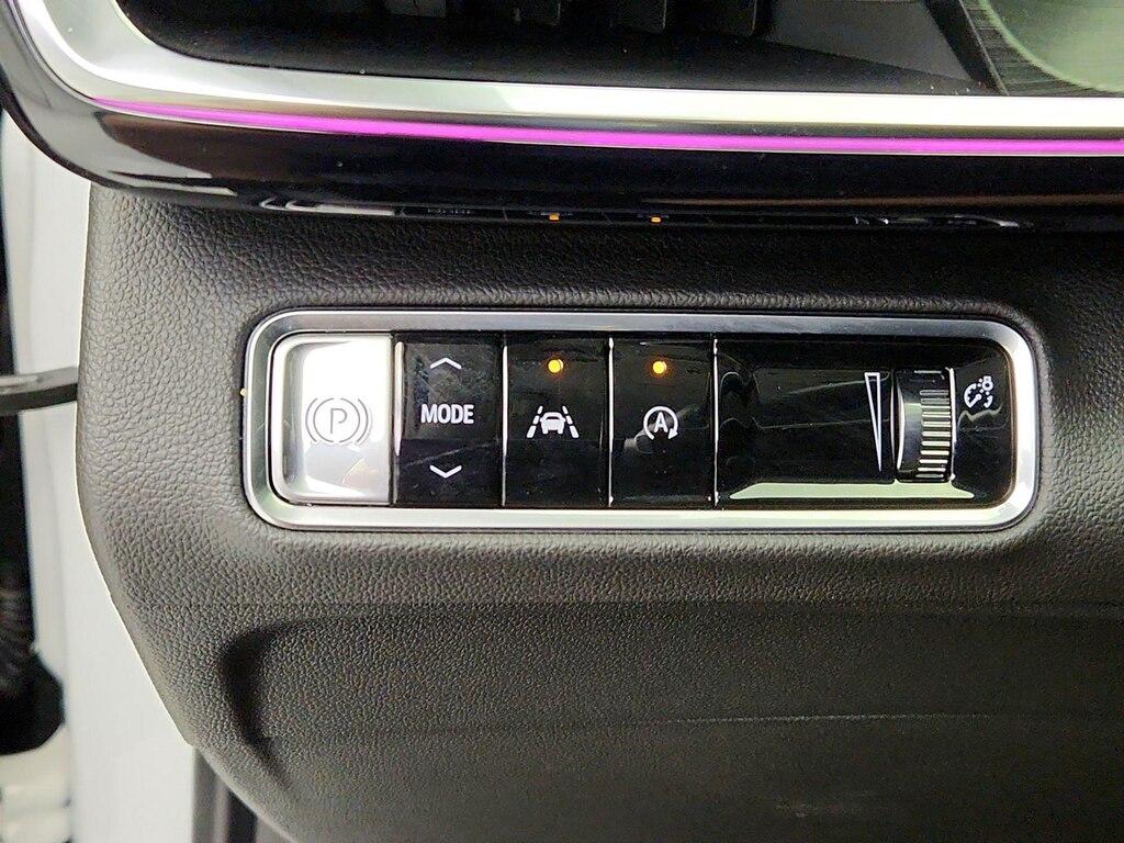 used 2024 Buick Envision car, priced at $26,998