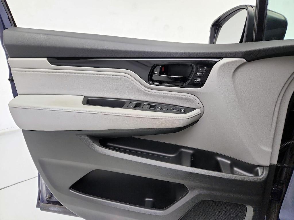 used 2023 Honda Odyssey car, priced at $37,998