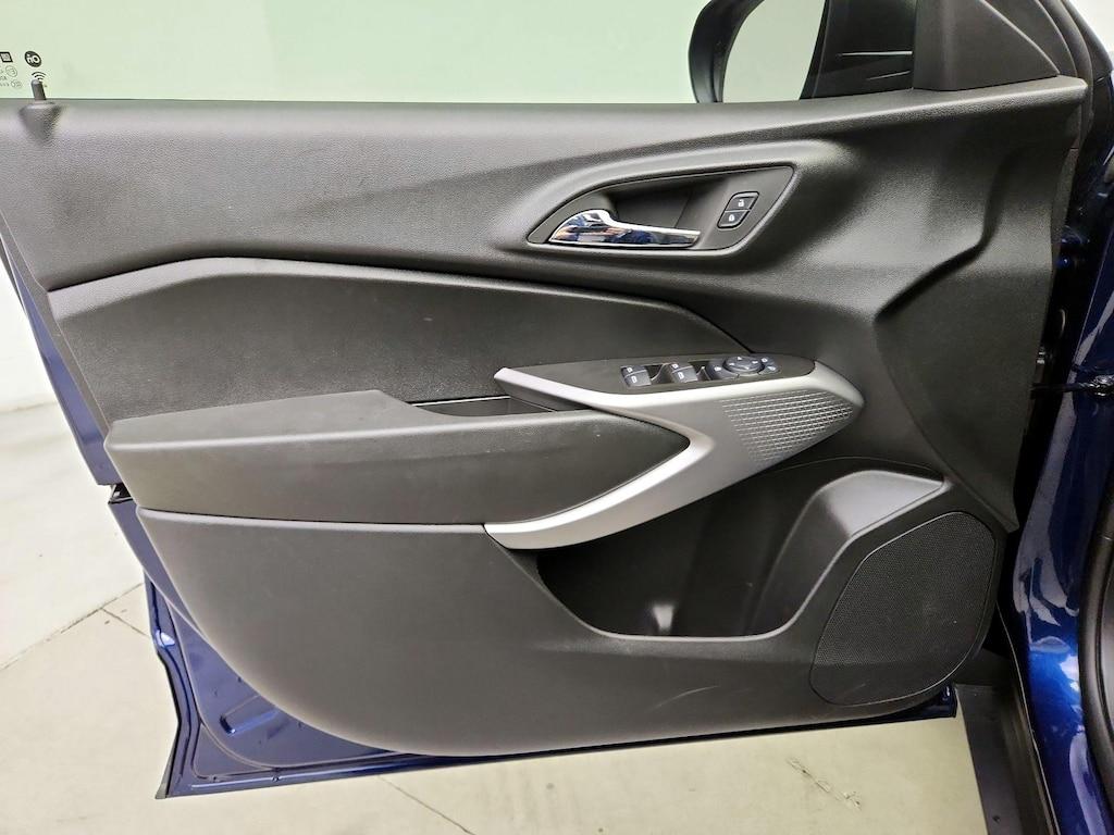 used 2024 Chevrolet Trax car, priced at $22,998