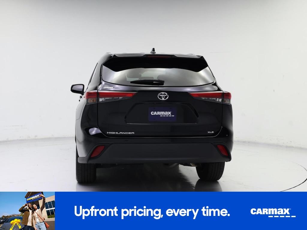 used 2021 Toyota Highlander car, priced at $29,998
