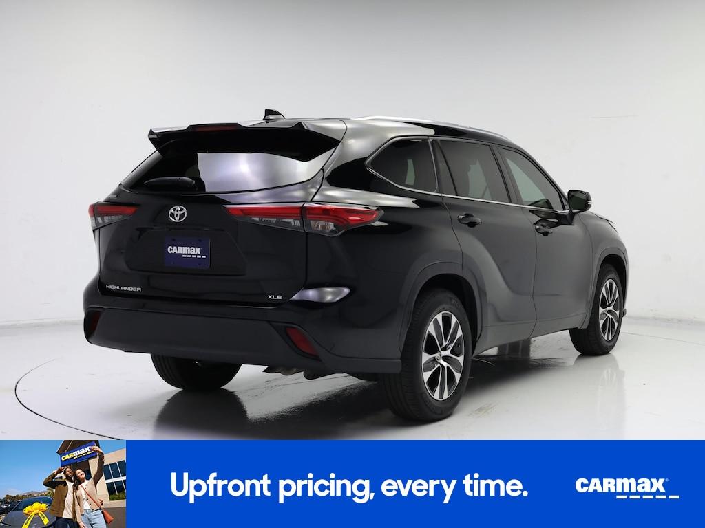used 2021 Toyota Highlander car, priced at $29,998