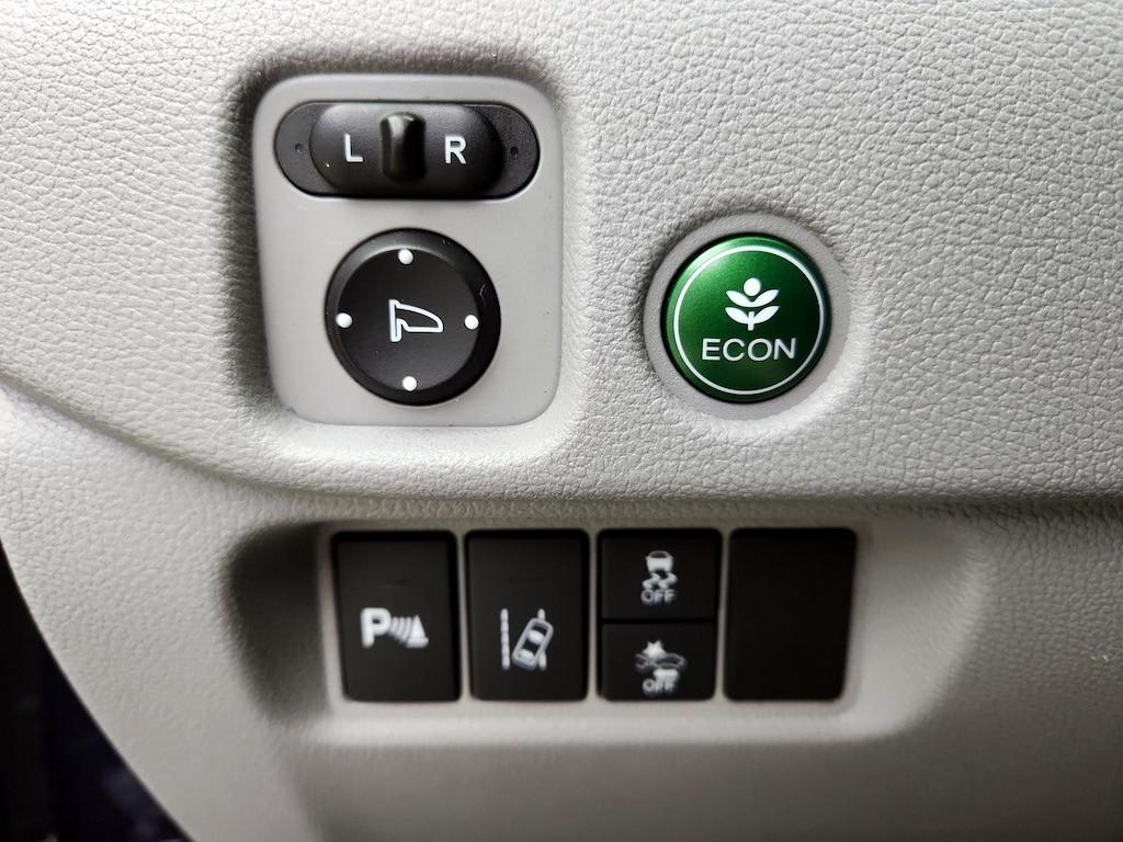 used 2016 Honda Pilot car, priced at $17,998