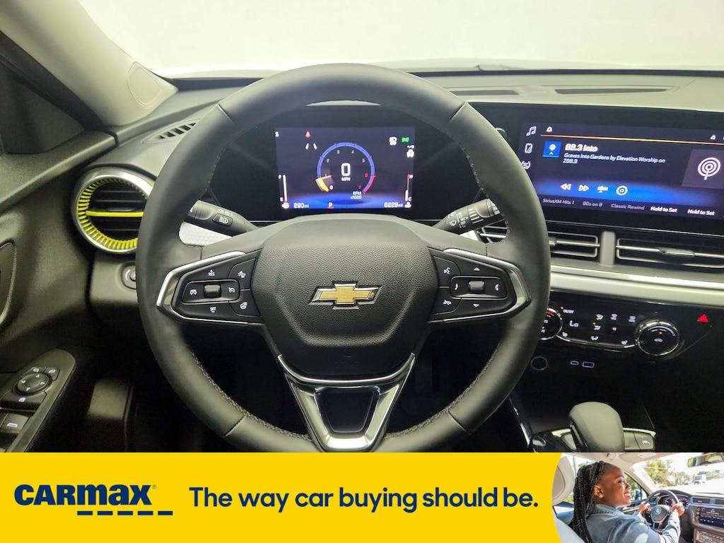 used 2025 Chevrolet Trax car, priced at $23,998