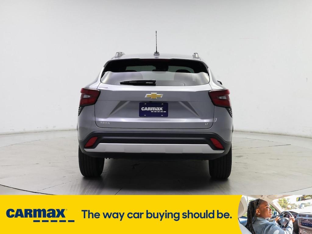 used 2025 Chevrolet Trax car, priced at $23,998