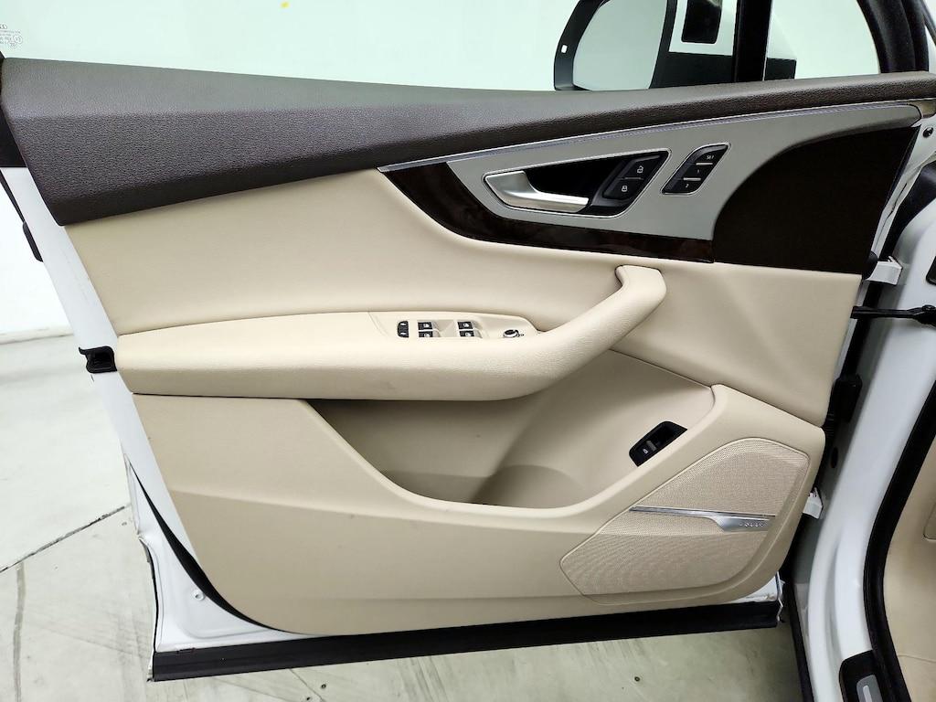 used 2019 Audi Q7 car, priced at $26,998