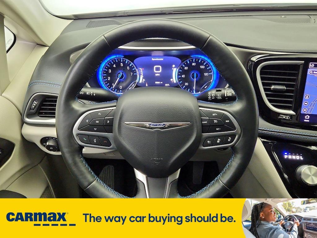 used 2021 Chrysler Pacifica car, priced at $28,998