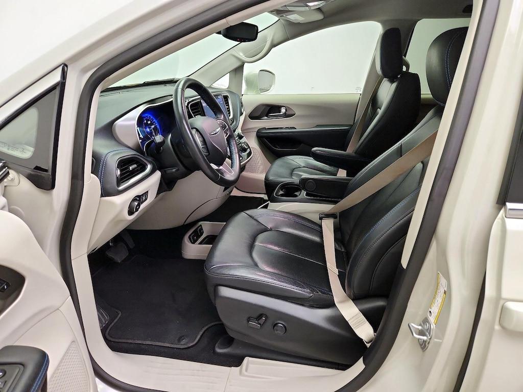 used 2021 Chrysler Pacifica car, priced at $28,998
