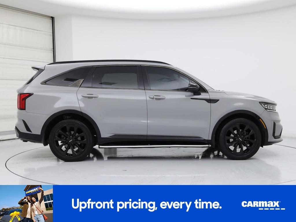 used 2022 Kia Sorento car, priced at $27,998