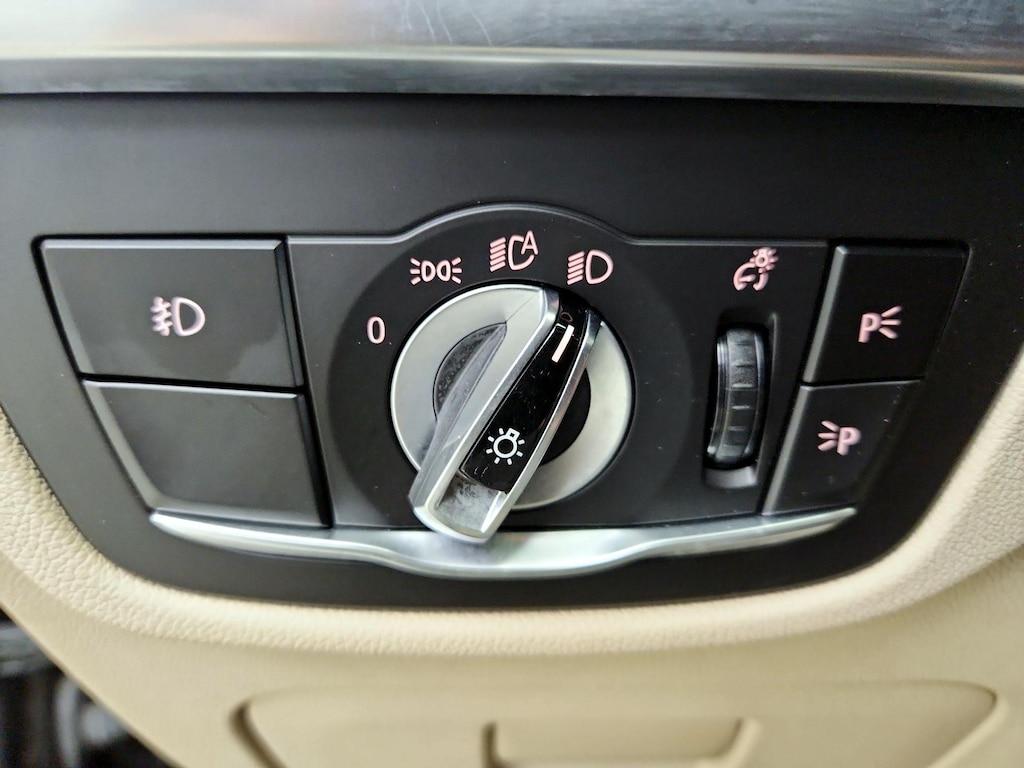 used 2021 BMW X3 car, priced at $23,998