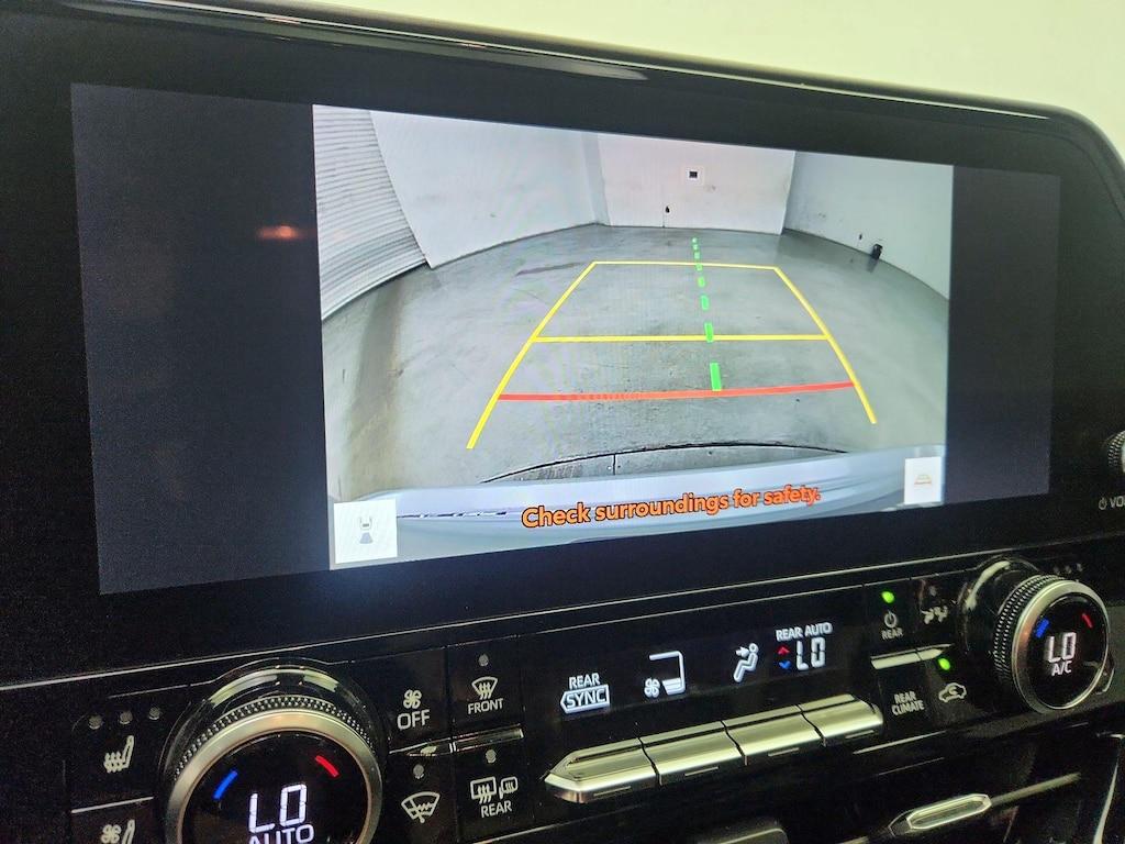 used 2023 Toyota Highlander car, priced at $40,998