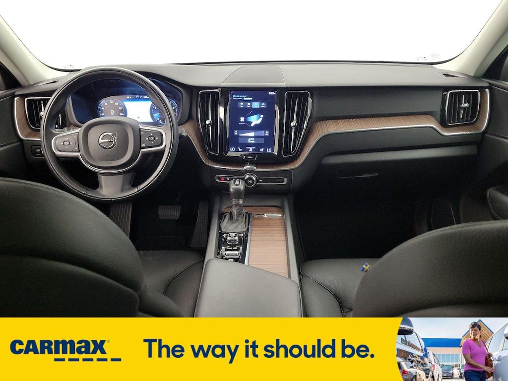 used 2021 Volvo XC60 car, priced at $30,998