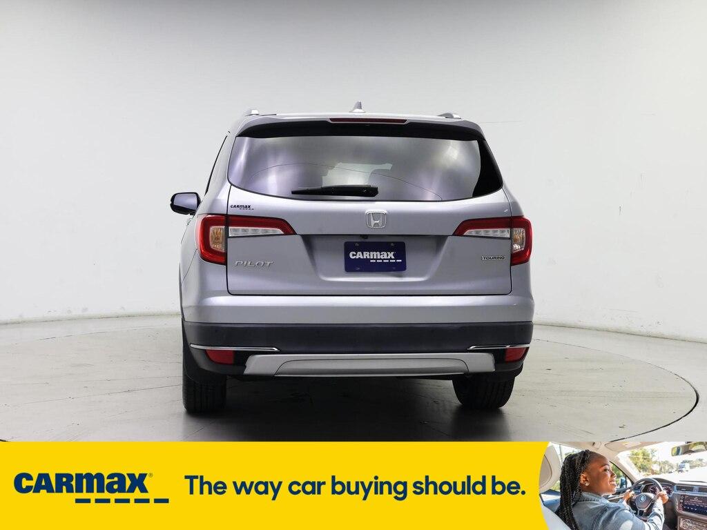 used 2022 Honda Pilot car, priced at $33,998
