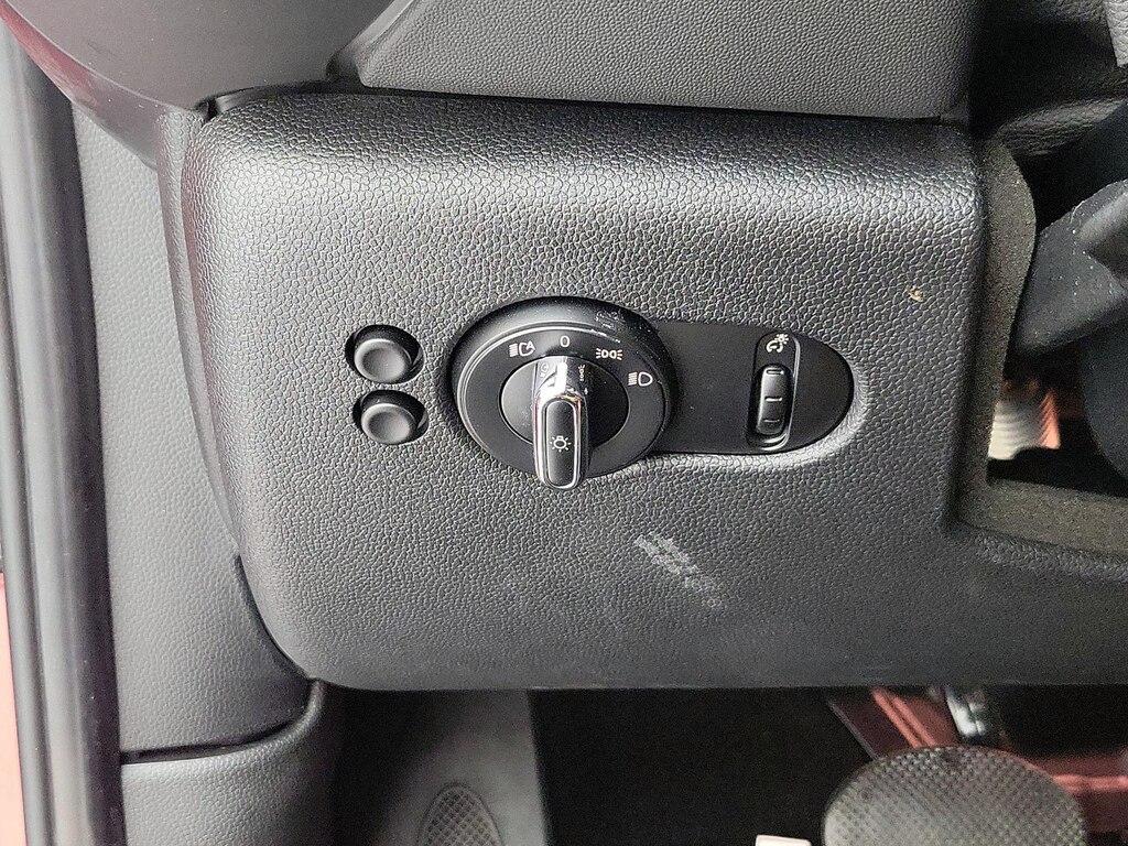 used 2019 MINI Hardtop car, priced at $18,998