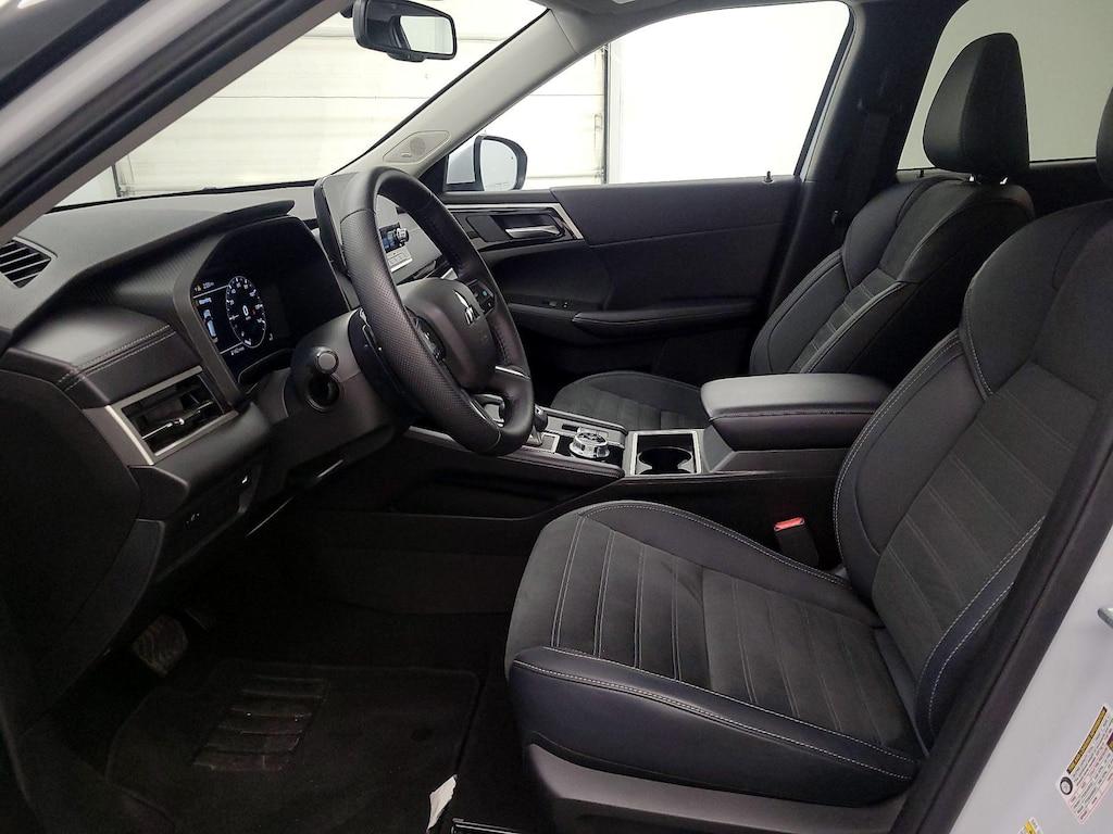 used 2024 Mitsubishi Outlander car, priced at $29,998