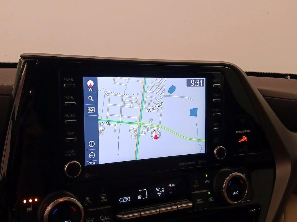 used 2022 Toyota Highlander car, priced at $37,998