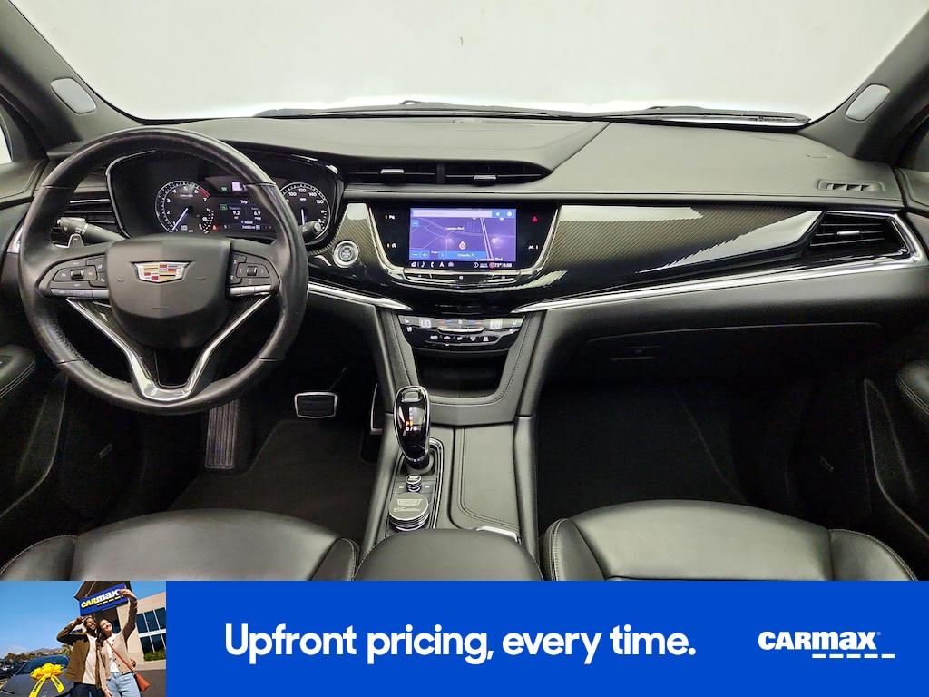 used 2020 Cadillac XT6 car, priced at $34,998