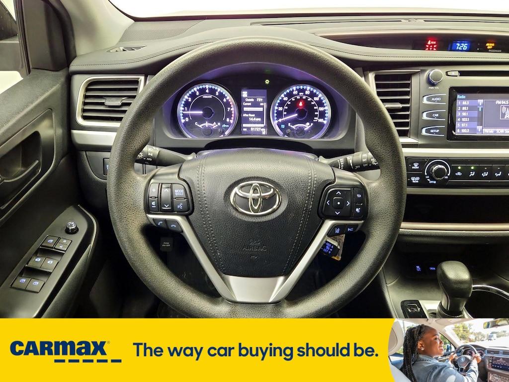 used 2019 Toyota Highlander car, priced at $20,998