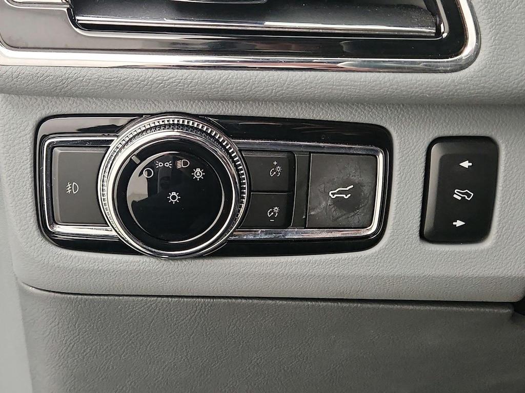 used 2020 Lincoln Navigator L car, priced at $41,998