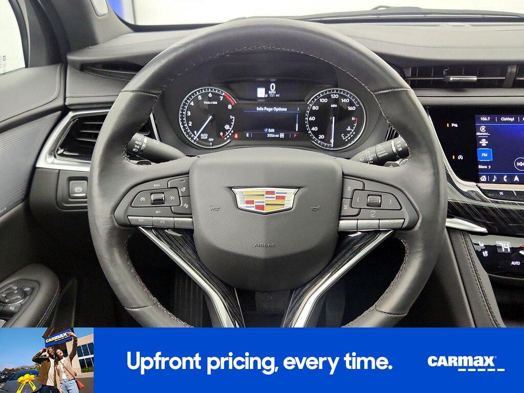 used 2024 Cadillac XT6 car, priced at $47,998