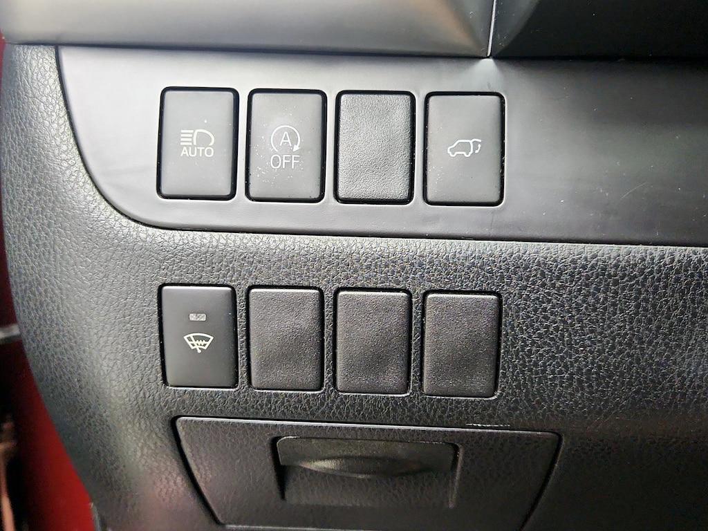 used 2019 Toyota Highlander car, priced at $20,998