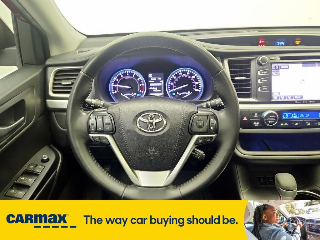 used 2019 Toyota Highlander car, priced at $20,998