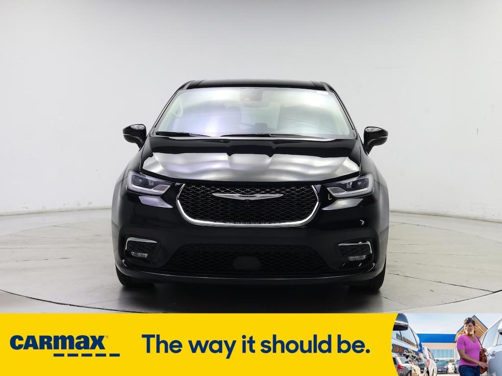 used 2023 Chrysler Pacifica car, priced at $26,998