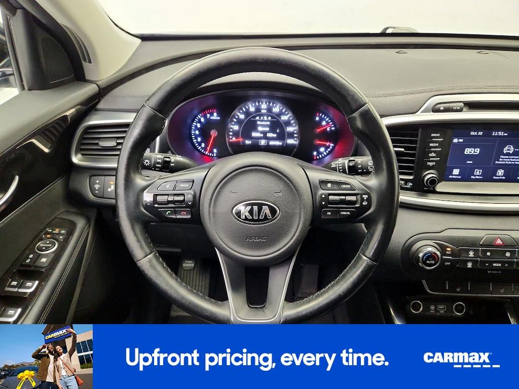 used 2018 Kia Sorento car, priced at $13,998