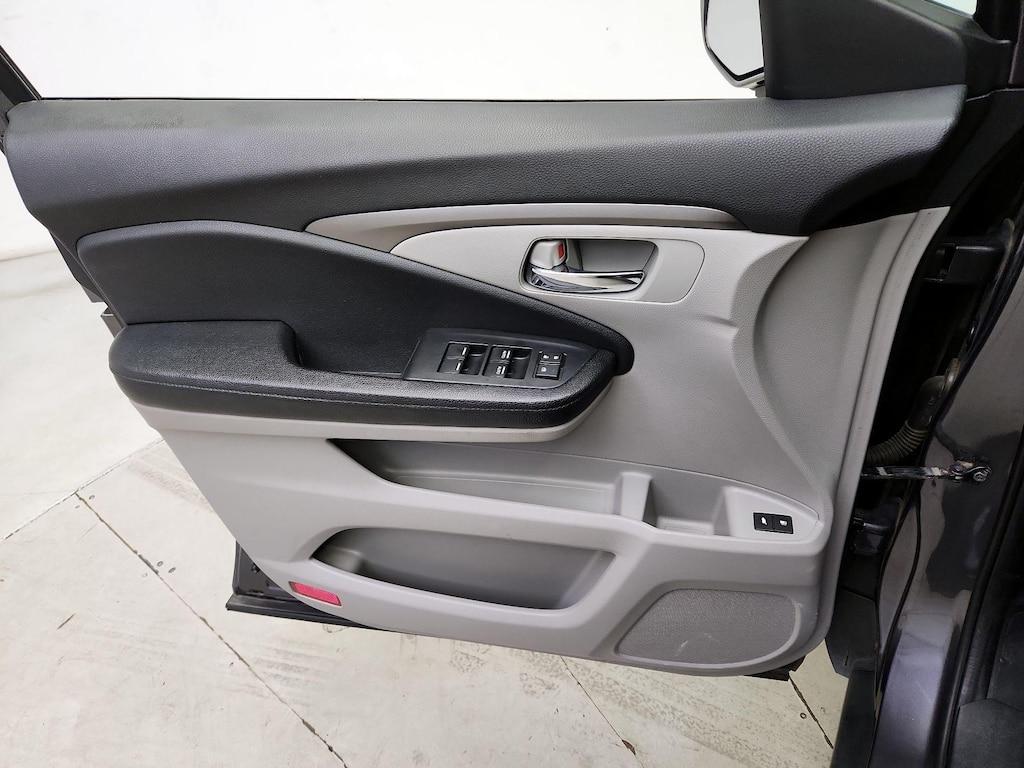 used 2017 Honda Pilot car, priced at $18,998