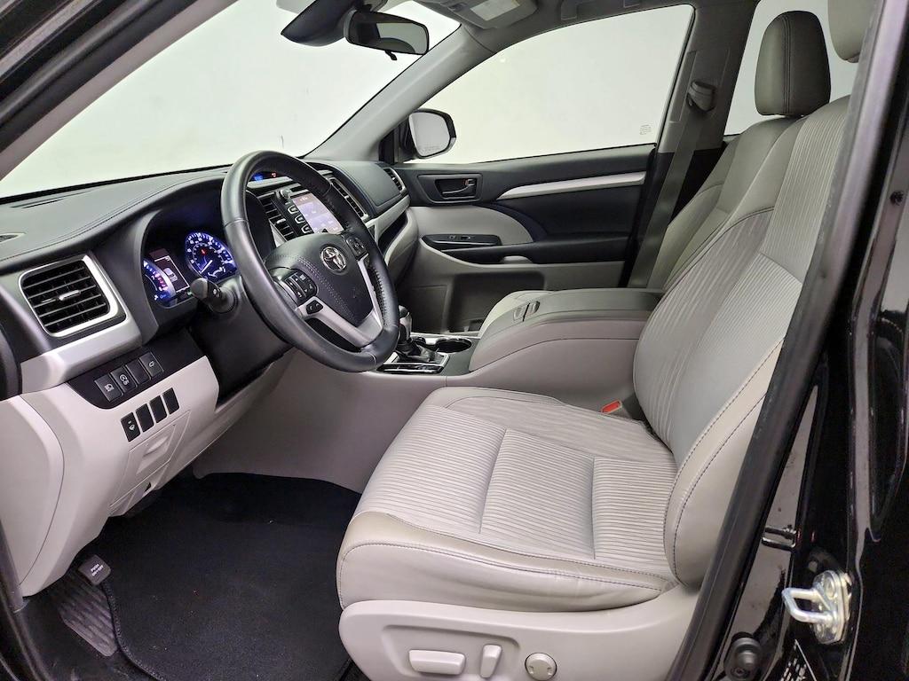 used 2019 Toyota Highlander car, priced at $25,998