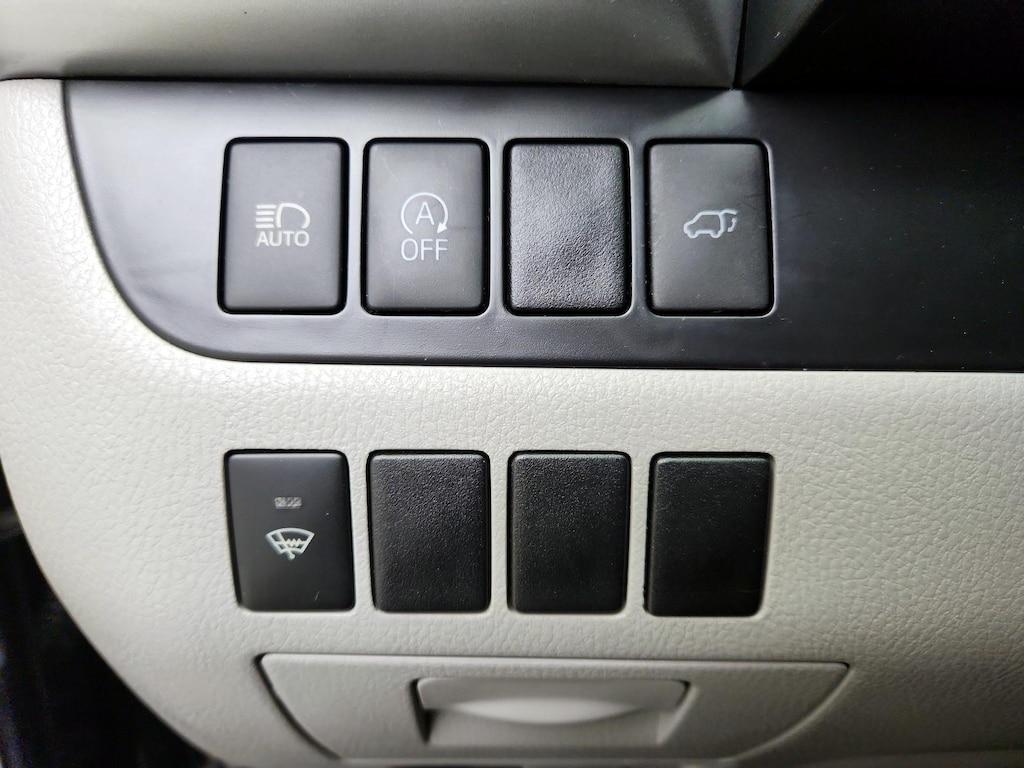 used 2019 Toyota Highlander car, priced at $25,998