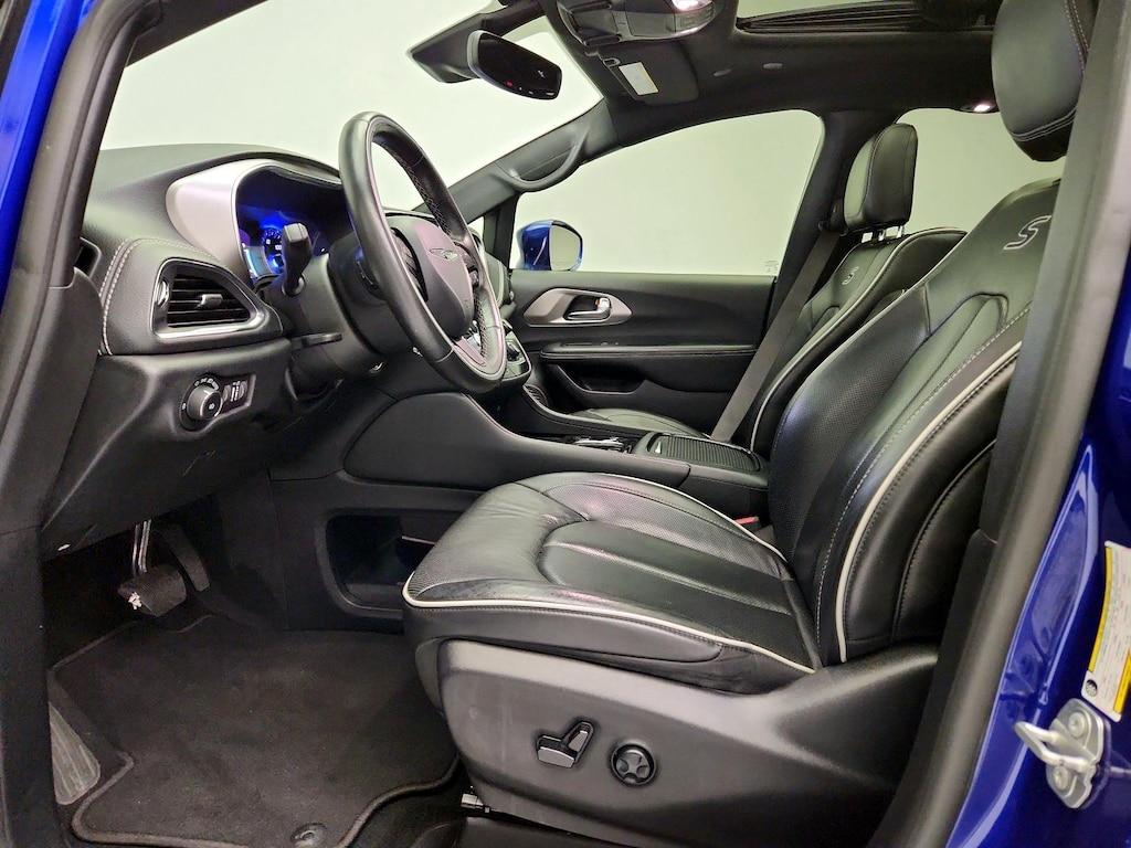 used 2021 Chrysler Pacifica car, priced at $33,998