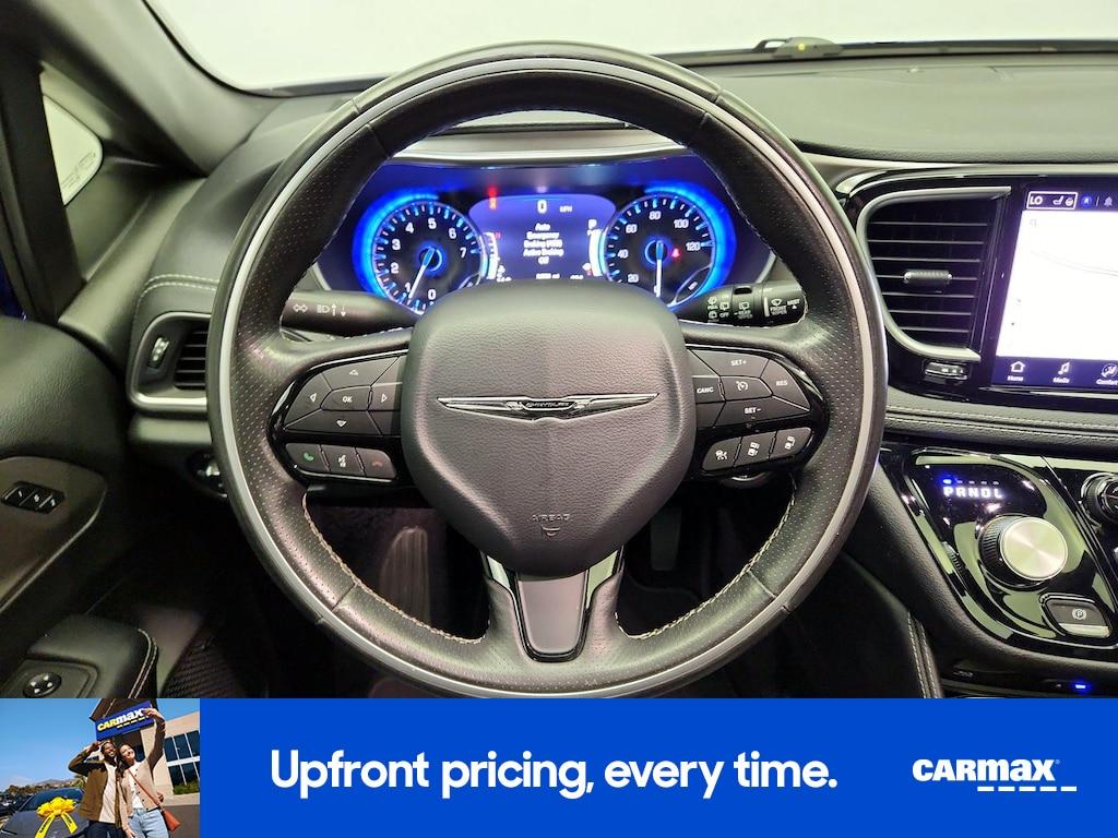 used 2021 Chrysler Pacifica car, priced at $33,998
