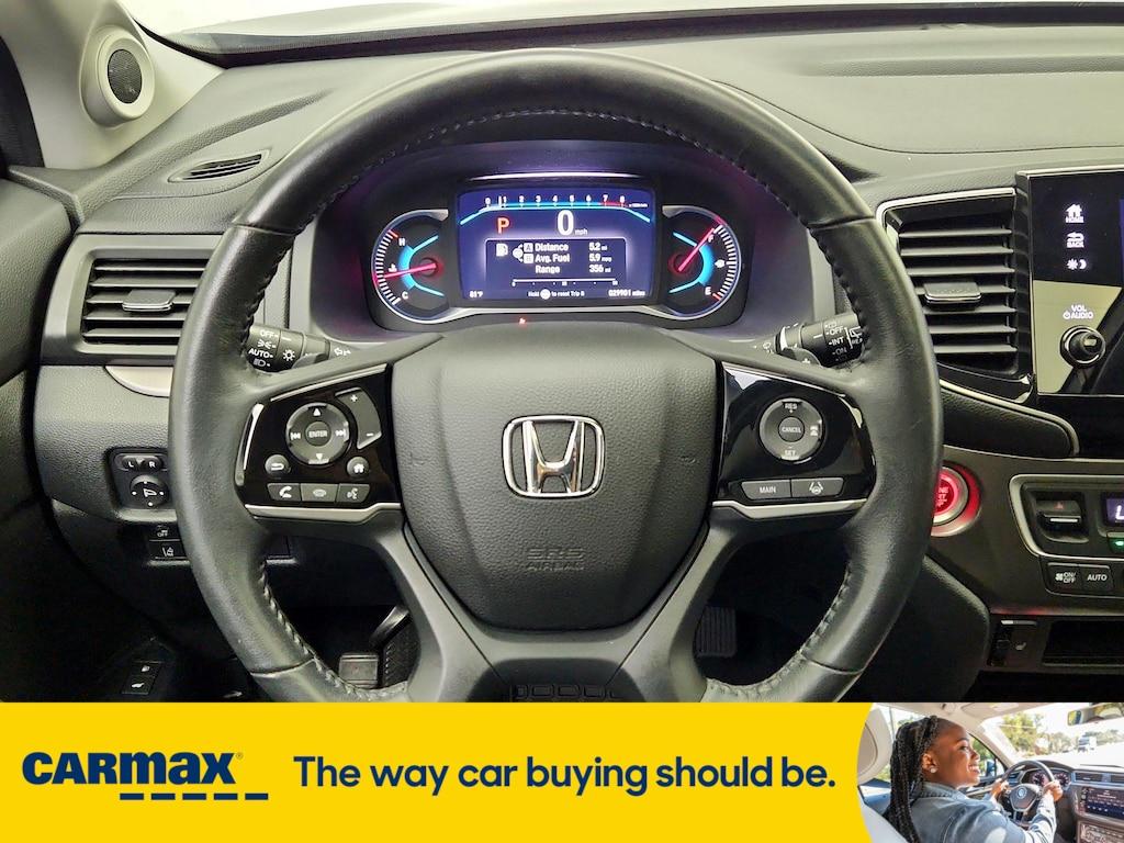 used 2022 Honda Pilot car, priced at $30,998