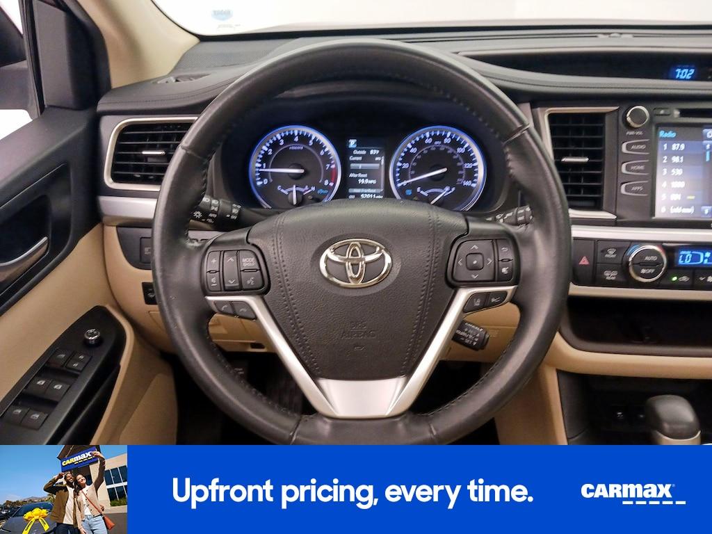 used 2019 Toyota Highlander car, priced at $26,998