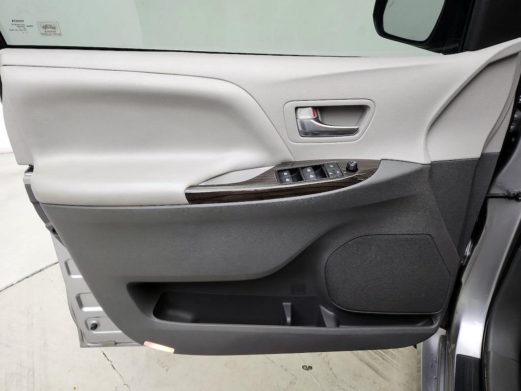 used 2018 Toyota Sienna car, priced at $25,998