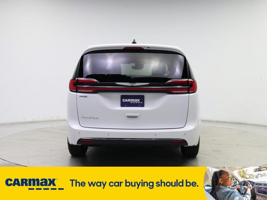 used 2023 Chrysler Pacifica car, priced at $29,998