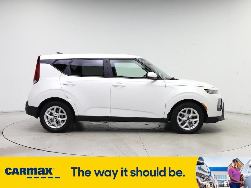 used 2022 Kia Soul car, priced at $17,998
