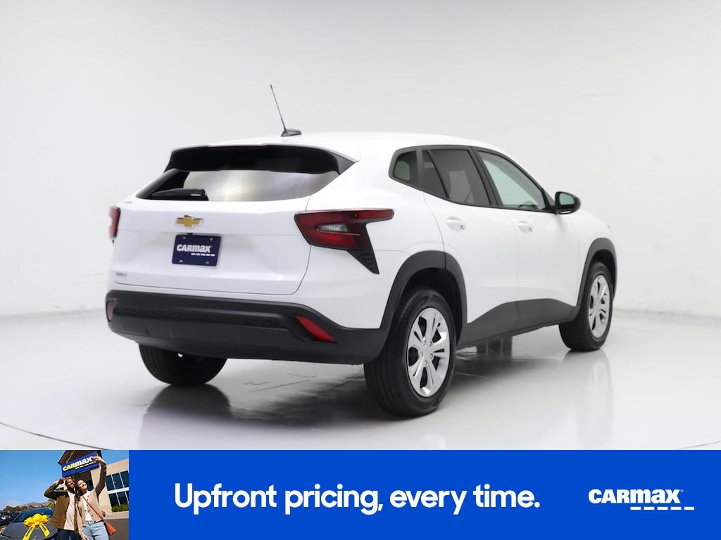 used 2025 Chevrolet Trax car, priced at $23,998
