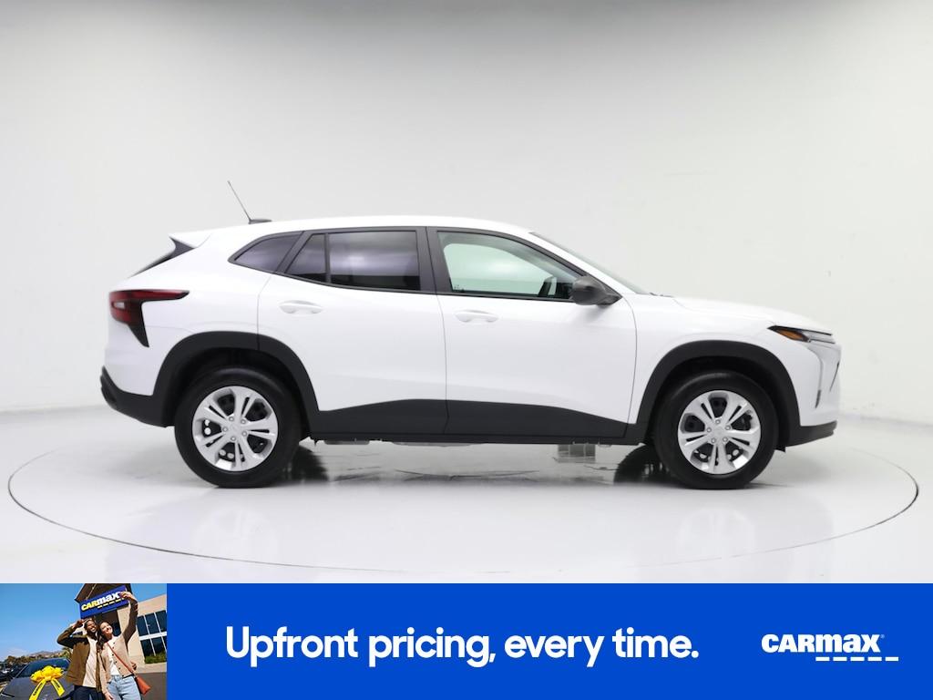 used 2025 Chevrolet Trax car, priced at $23,998