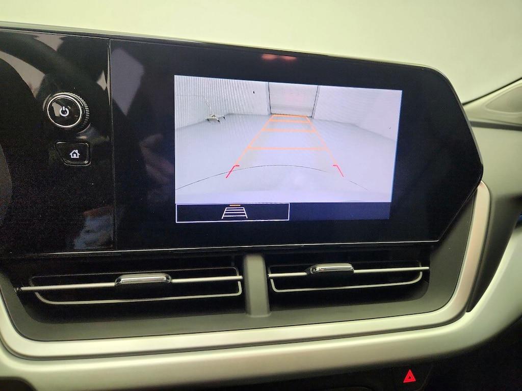 used 2025 Chevrolet Trax car, priced at $23,998