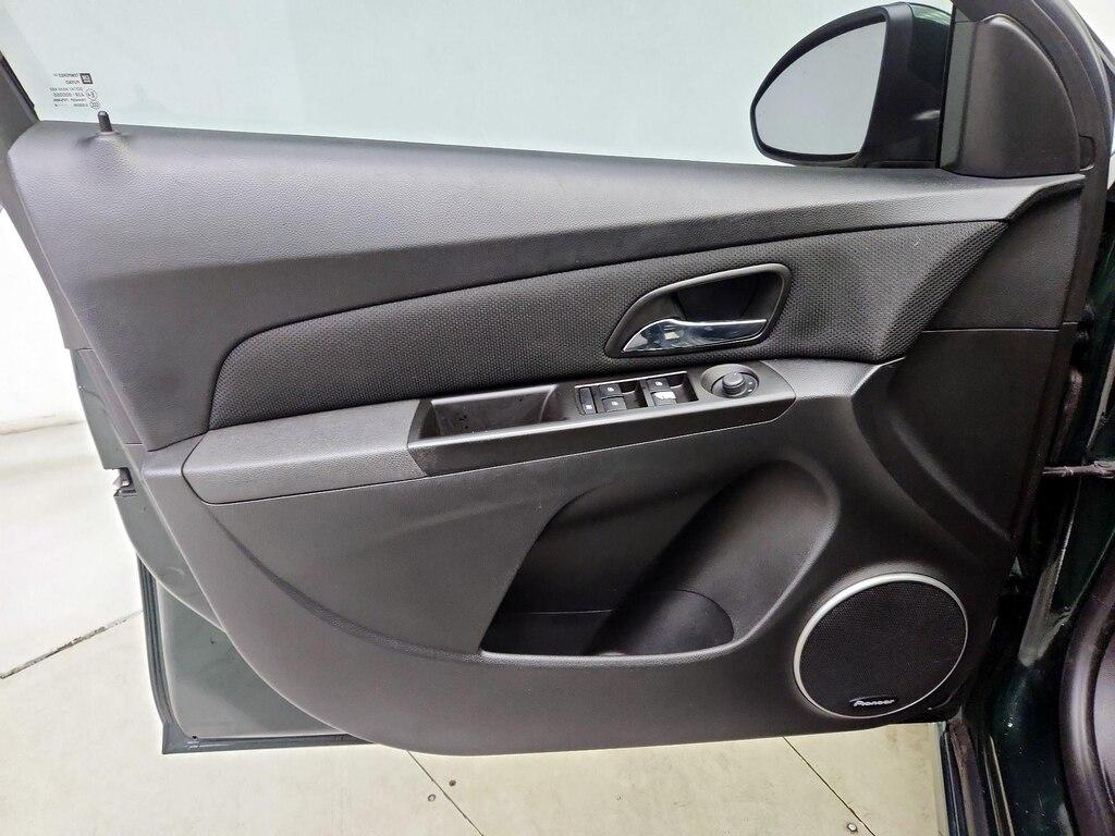 used 2014 Chevrolet Cruze car, priced at $12,998