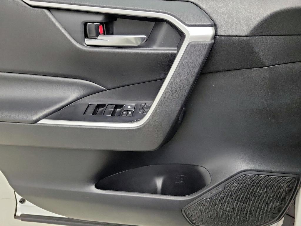 used 2020 Toyota RAV4 car, priced at $26,998