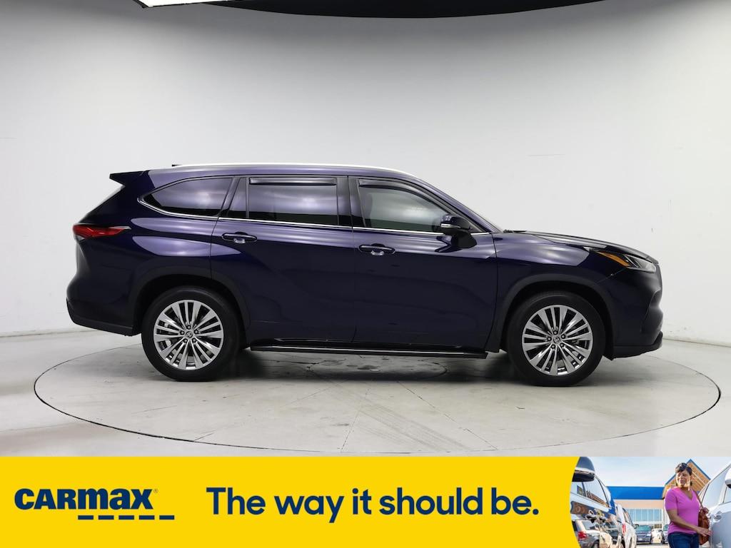 used 2023 Toyota Highlander car, priced at $48,998